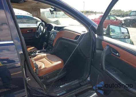 2017 Chevrolet Traverse Premier из США, поврежденный, VIN 1GNKRJKD6HJ176844